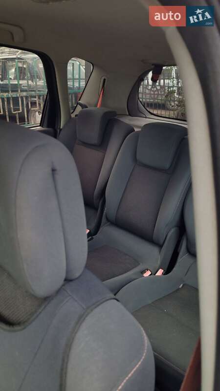 Минивэн Renault Scenic 2008 в Деражне