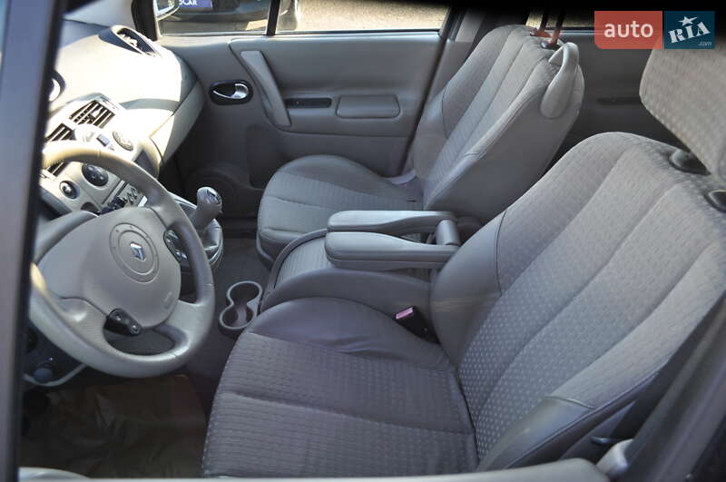 Минивэн Renault Scenic 2004 в Киеве фото 31 Минивэн Renault Scenic 2004 в Киеве