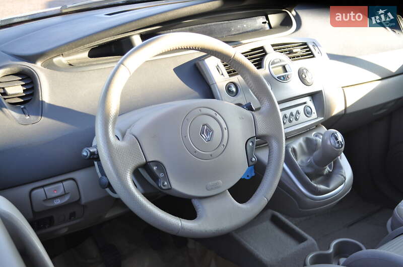 Минивэн Renault Scenic 2004 в Киеве фото 32 Минивэн Renault Scenic 2004 в Киеве