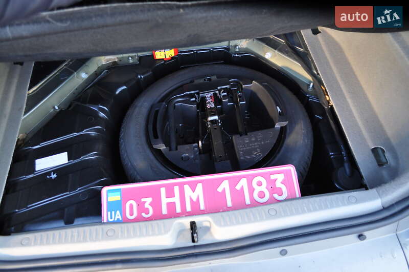 Минивэн Renault Scenic 2004 в Киеве фото 51 Минивэн Renault Scenic 2004 в Киеве