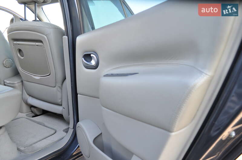 Минивэн Renault Scenic 2004 в Киеве фото 54 Минивэн Renault Scenic 2004 в Киеве