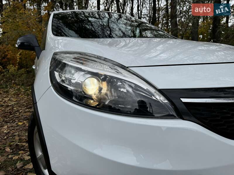 Мінівен Renault Scenic 2013 в Львові