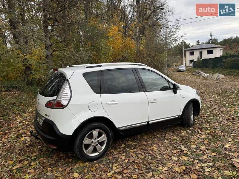 Мінівен Renault Scenic 2013 в Львові