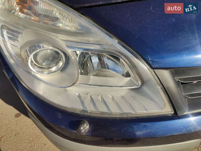 Мінівен Renault Scenic 2007 в Луцьку