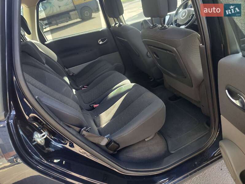 Мінівен Renault Scenic 2007 в Луцьку