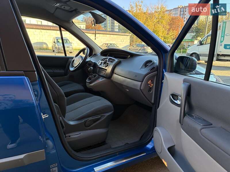 Мінівен Renault Scenic 2006 в Луцьку фото 28 Мінівен Renault Scenic 2006 в Луцьку