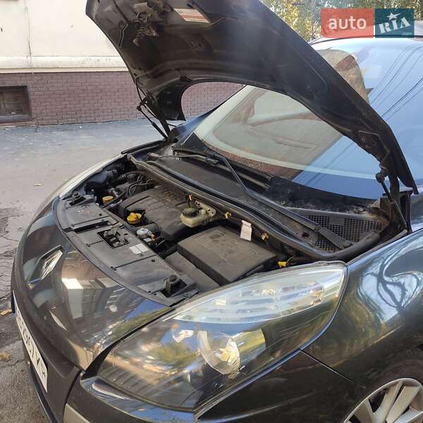 Мінівен Renault Scenic 2010 в Вінниці