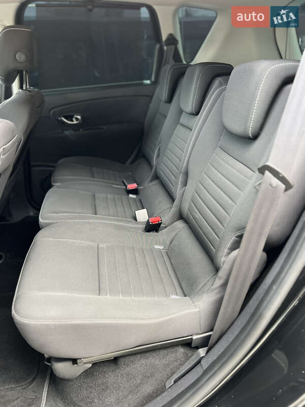 Минивэн Renault Scenic 2015 в Виннице