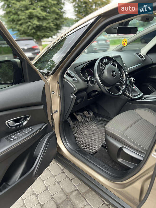 Мінівен Renault Scenic 2017 в Вінниці