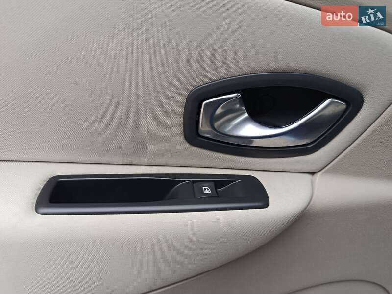 Минивэн Renault Scenic 2010 в Радивилове