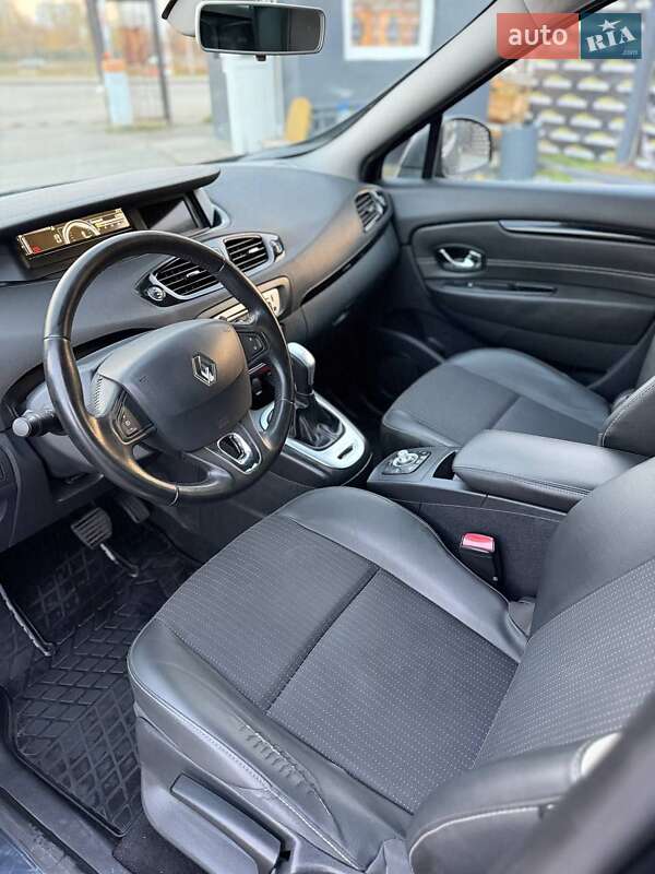 Минивэн Renault Scenic 2013 в Киеве