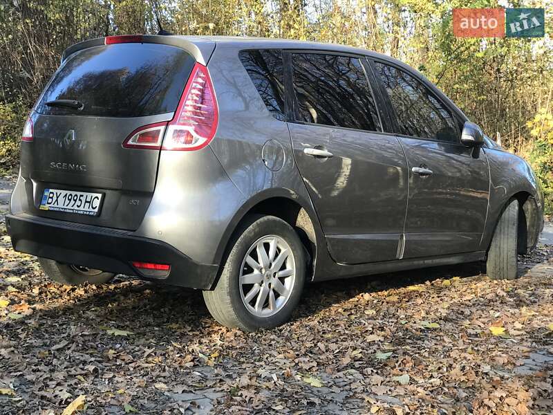 Минивэн Renault Scenic 2010 в Хмельницком