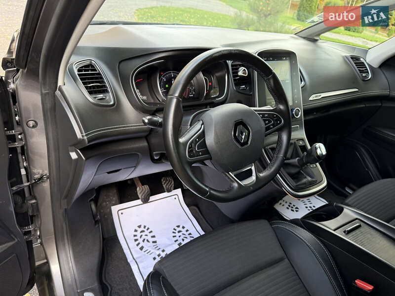 Мінівен Renault Scenic 2017 в Хмельницькому