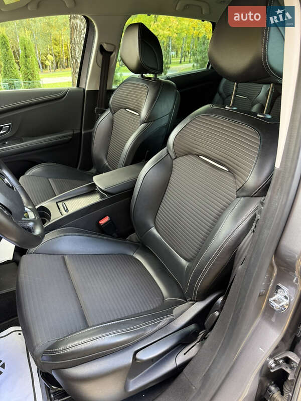 Мінівен Renault Scenic 2017 в Хмельницькому