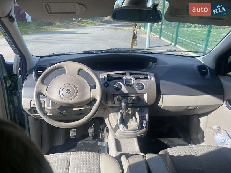 Минивэн Renault Scenic 2004 в Львове