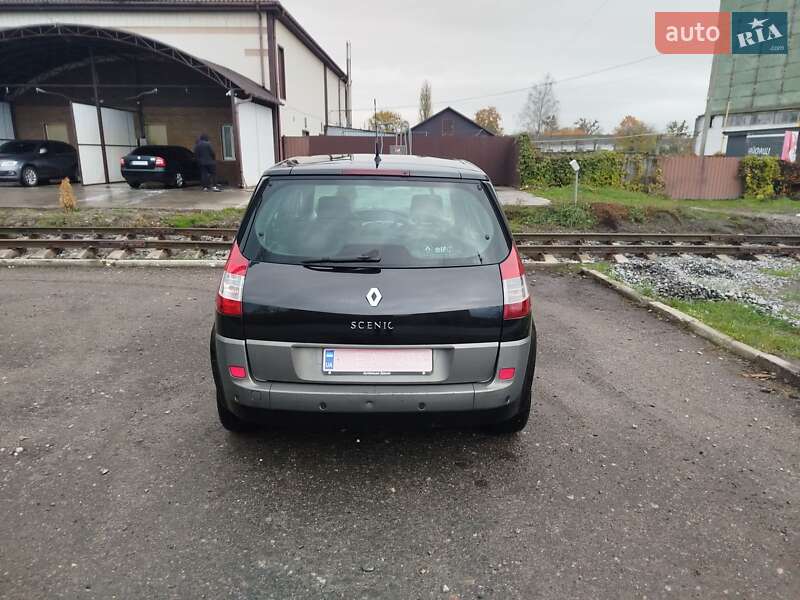 Минивэн Renault Scenic 2006 в Ахтырке