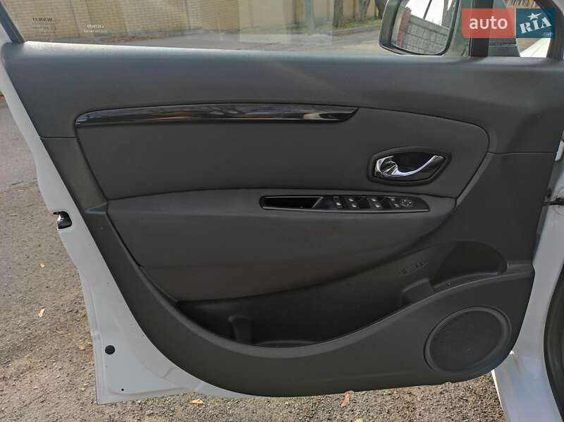 Минивэн Renault Scenic 2012 в Хмельницком фото 24 Минивэн Renault Scenic 2012 в Хмельницком