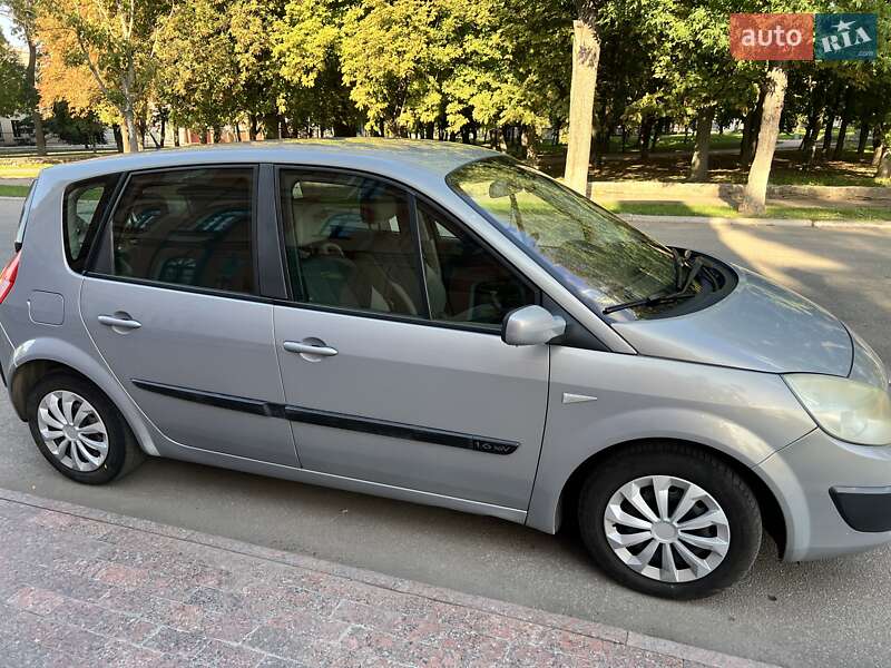 Мінівен Renault Scenic 2003 в Олександрії фото 2 Мінівен Renault Scenic 2003 в Олександрії