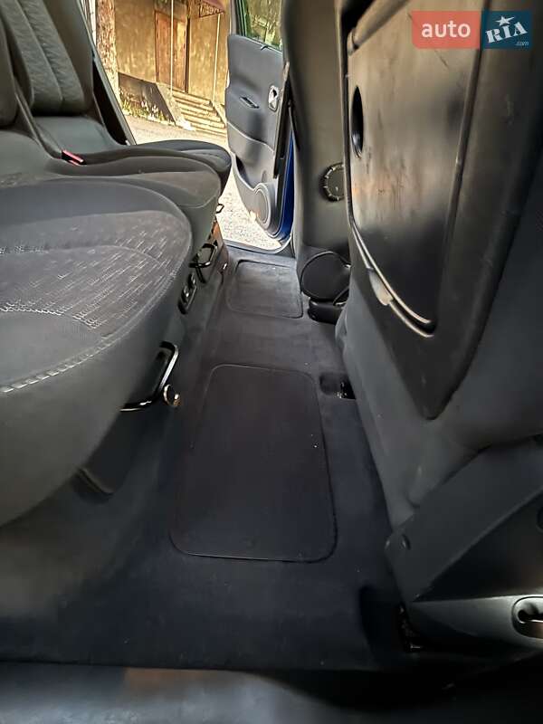 Минивэн Renault Scenic 2007 в Умани фото 25 Минивэн Renault Scenic 2007 в Умани