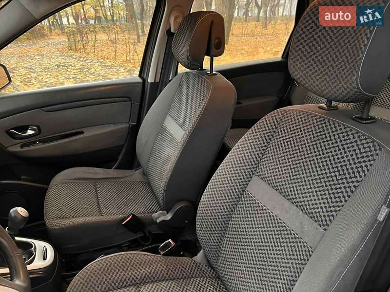 Минивэн Renault Scenic 2011 в Черновцах фото 3 Минивэн Renault Scenic 2011 в Черновцах