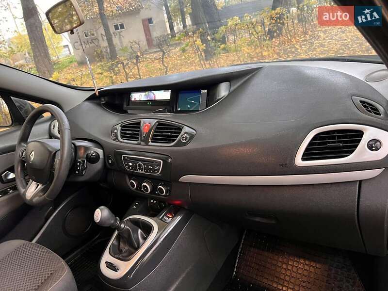 Минивэн Renault Scenic 2011 в Черновцах фото 54 Минивэн Renault Scenic 2011 в Черновцах