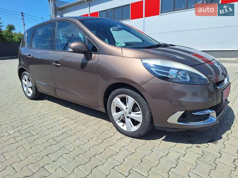 Мінівен Renault Scenic 2013 в Нововолинську