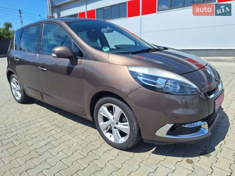 Мінівен Renault Scenic 2013 в Нововолинську