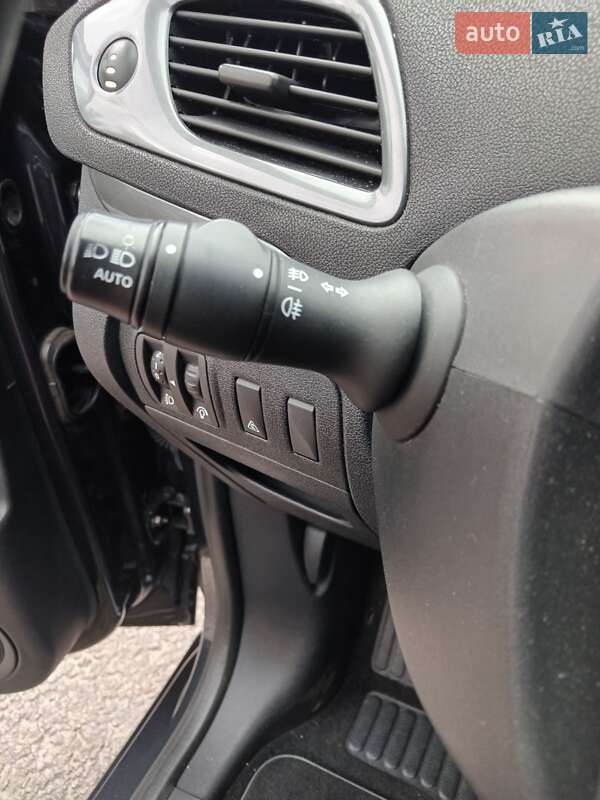 Мінівен Renault Scenic 2011 в Дніпрі