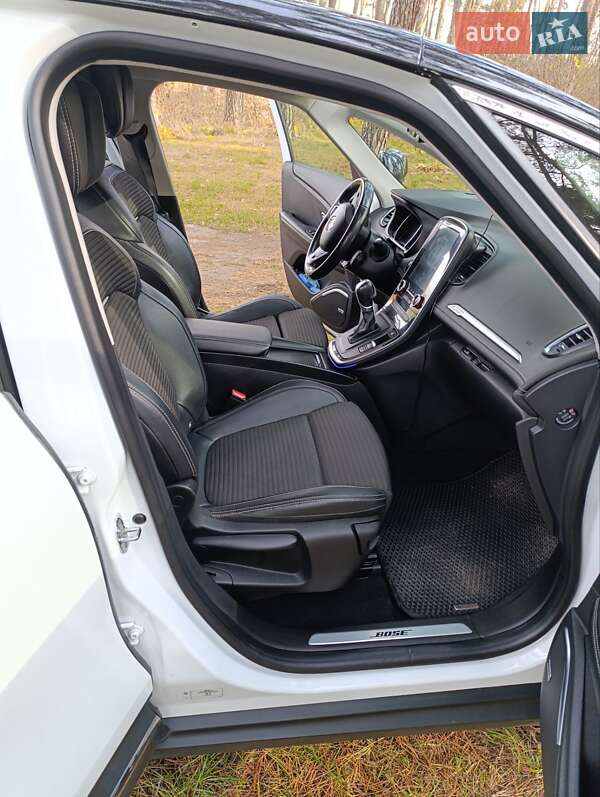 Мінівен Renault Scenic 2017 в Житомирі