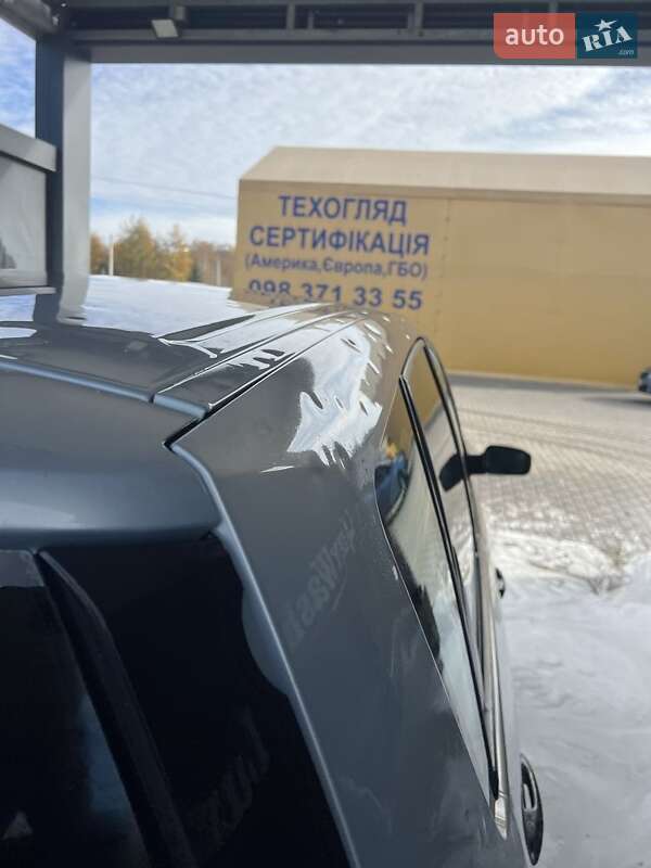 Мінівен Renault Scenic 2004 в Новояворівську