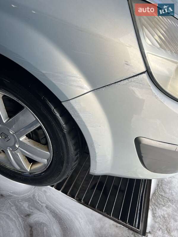Мінівен Renault Scenic 2004 в Новояворівську