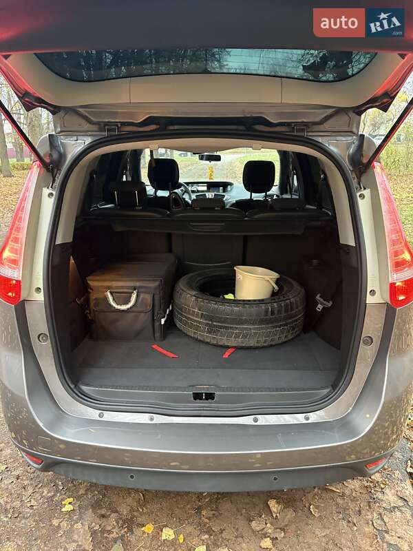 Мінівен Renault Scenic 2012 в Ніжині