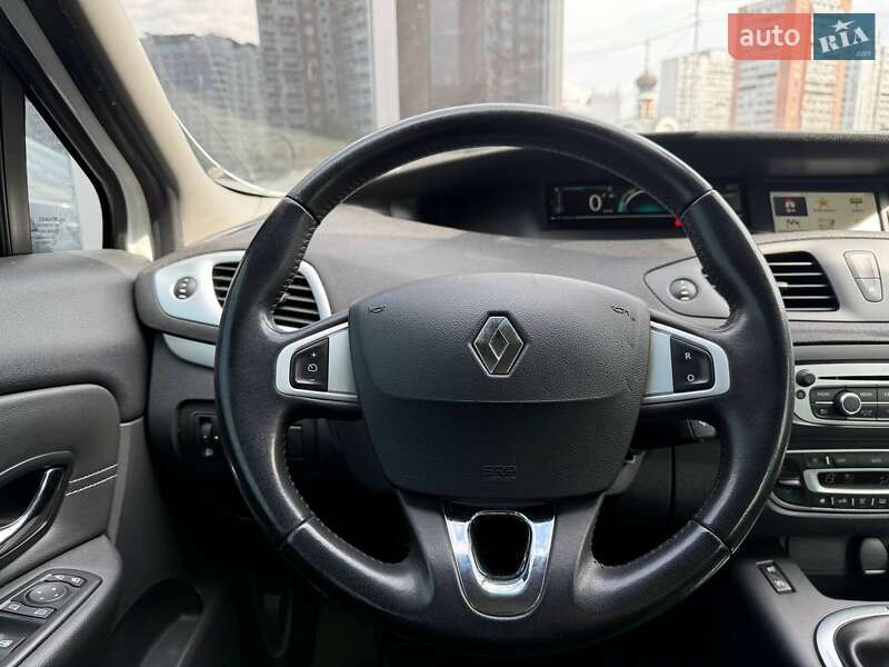Минивэн Renault Scenic 2013 в Киеве фото 15 Минивэн Renault Scenic 2013 в Киеве