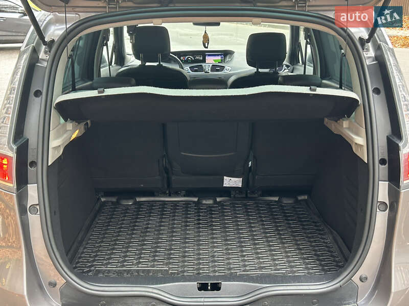 Мінівен Renault Scenic 2015 в Львові