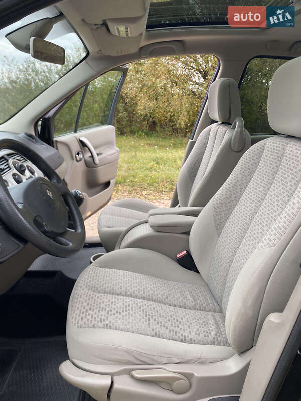 Мінівен Renault Scenic 2007 в Кореці