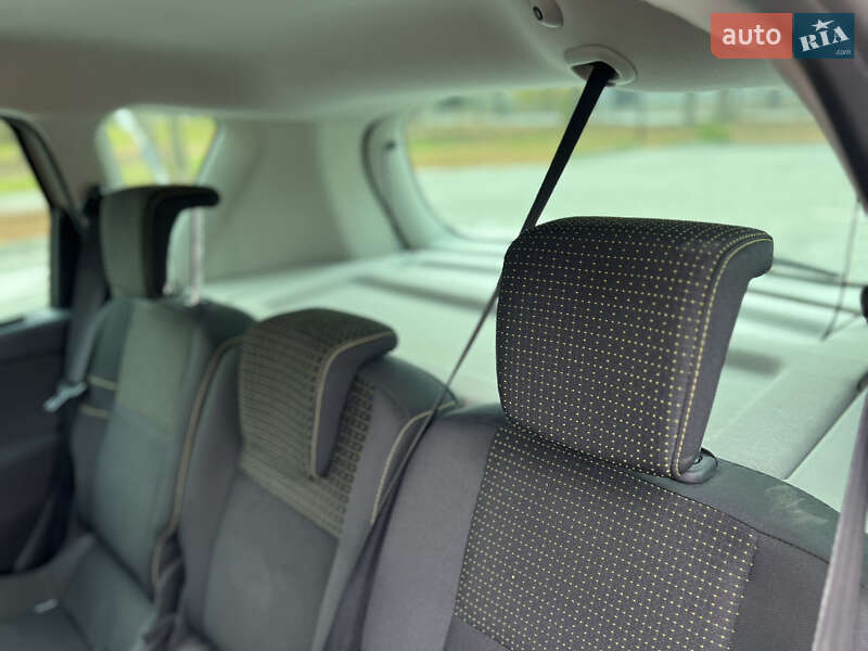 Минивэн Renault Scenic 2010 в Луцке фото 39 Минивэн Renault Scenic 2010 в Луцке