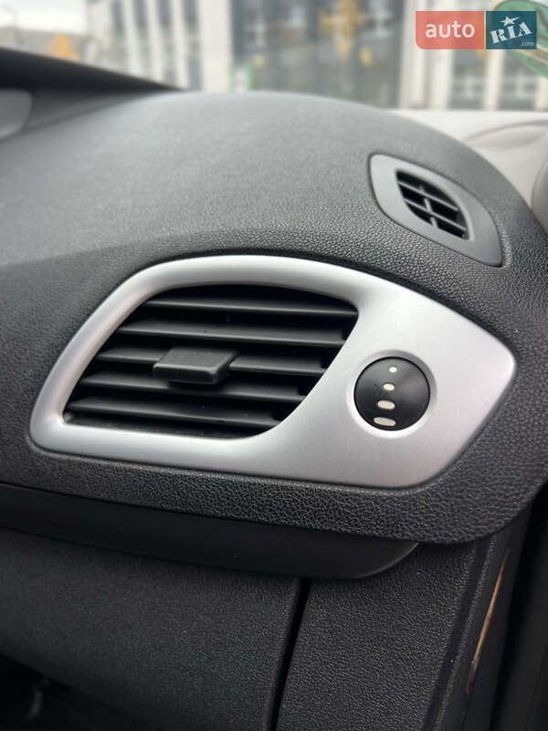 Минивэн Renault Scenic 2010 в Луцке фото 62 Минивэн Renault Scenic 2010 в Луцке
