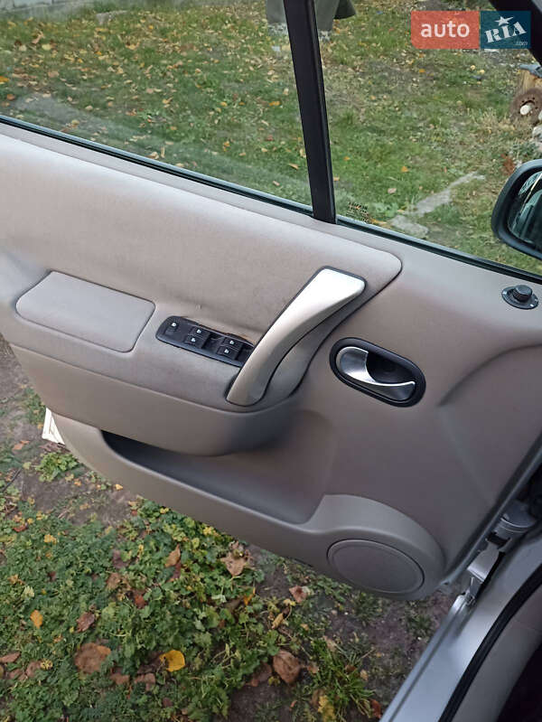 Минивэн Renault Scenic 2006 в Радивилове фото 7 Минивэн Renault Scenic 2006 в Радивилове