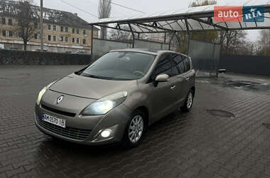 Минивэн Renault Scenic 2010 в Житомире