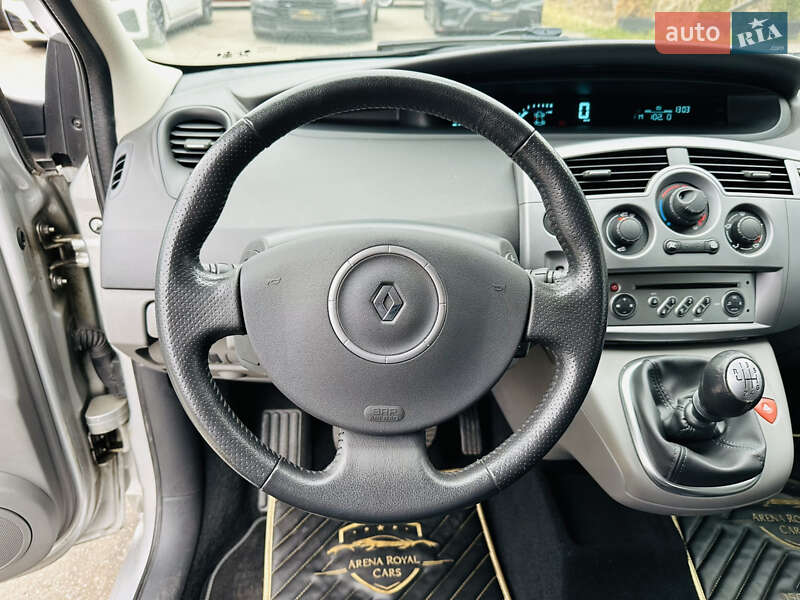 Минивэн Renault Scenic 2009 в Харькове