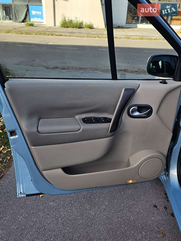 Минивэн Renault Scenic 2007 в Киеве