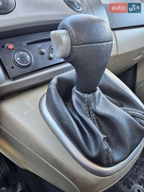 Минивэн Renault Scenic 2007 в Киеве