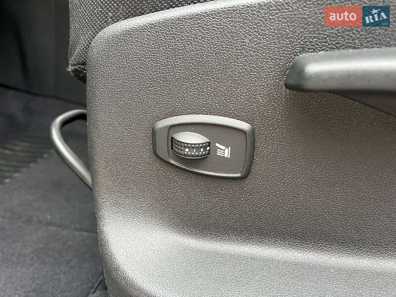 Мінівен Renault Scenic 2010 в Охтирці фото 35 Мінівен Renault Scenic 2010 в Охтирці