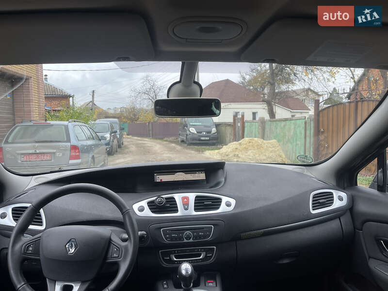 Мінівен Renault Scenic 2010 в Охтирці фото 44 Мінівен Renault Scenic 2010 в Охтирці