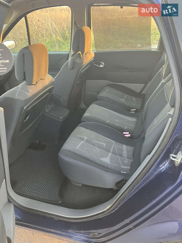 Мінівен Renault Scenic 2005 в Івано-Франківську фото 6 Мінівен Renault Scenic 2005 в Івано-Франківську