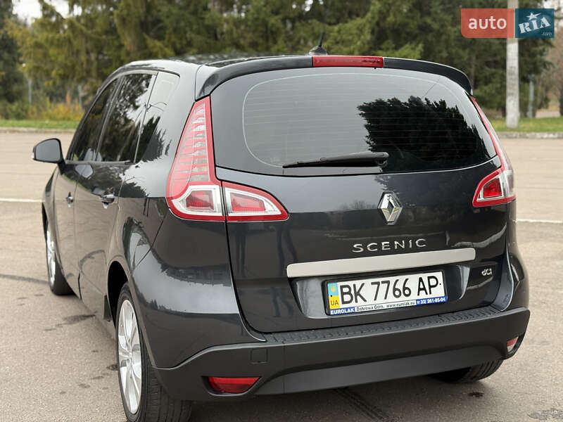 Минивэн Renault Scenic 2011 в Ровно