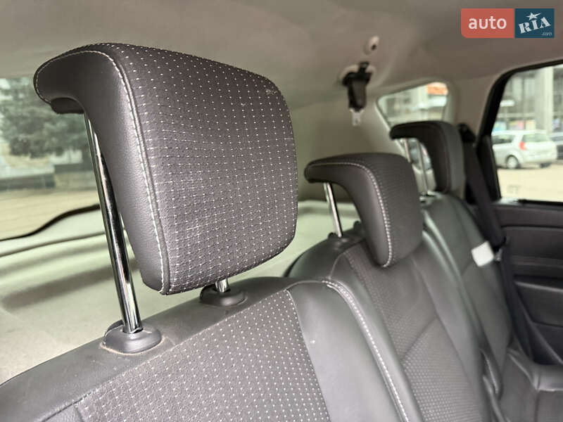 Минивэн Renault Scenic 2011 в Ровно