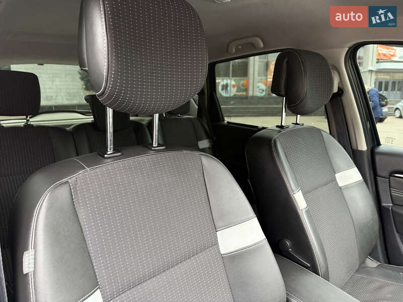 Минивэн Renault Scenic 2011 в Ровно