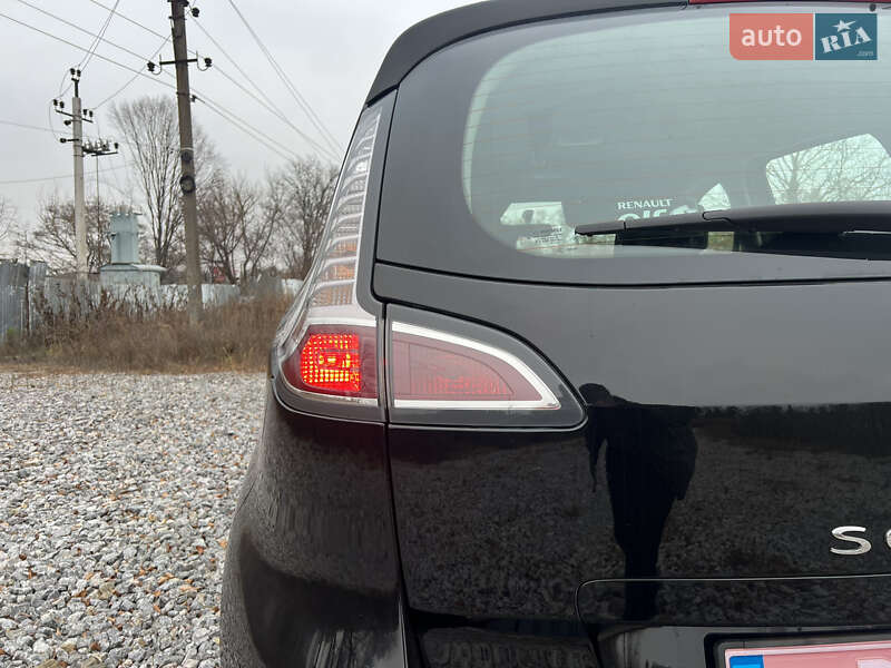 Минивэн Renault Scenic 2012 в Виннице