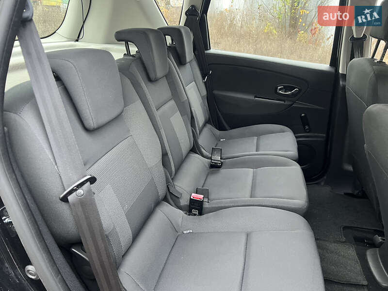 Минивэн Renault Scenic 2012 в Виннице